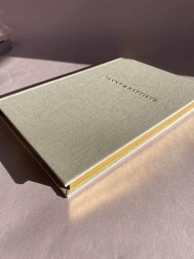 Petit Livre d'Or A5 en cuir Windsor personnalisable - FRANCE-AVENUE