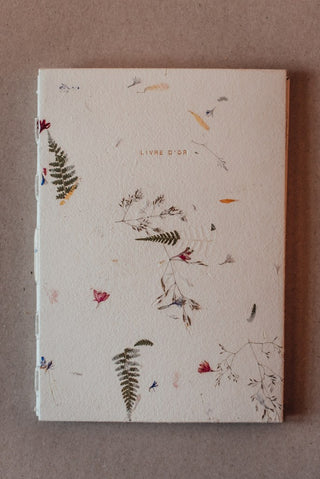 Livre d'or fleurs séchées
